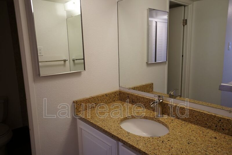 Beautiful 1 Bedroom Condo - CAPITOL HILL - Must See!!! property image