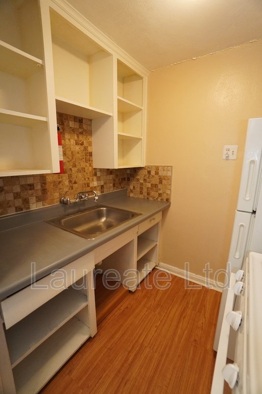 Garden level Studio apartment in the heart of Capitol Hill! property image