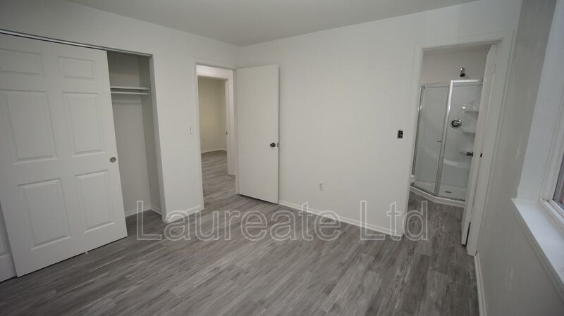 Spacious 3 Bedroom 2 Bathroom Upper unit of Duplex In Aurora!! property image