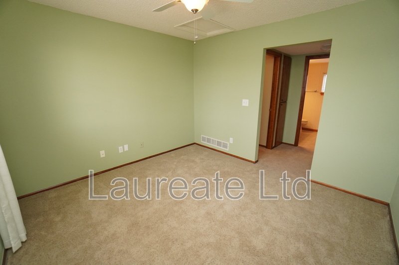 Spacious 2- Story Townhome end-unit In West Littleton!!! property image