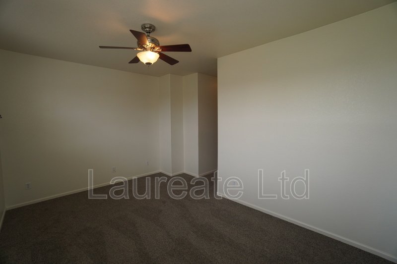 Beautiful Olde Town Arvada Townhome - Water Tower Village property image