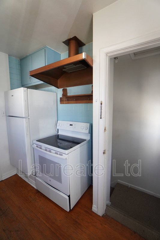 Charming 3 Bedroom 2 bath with full Apt Suite in the heart of DU!! property image