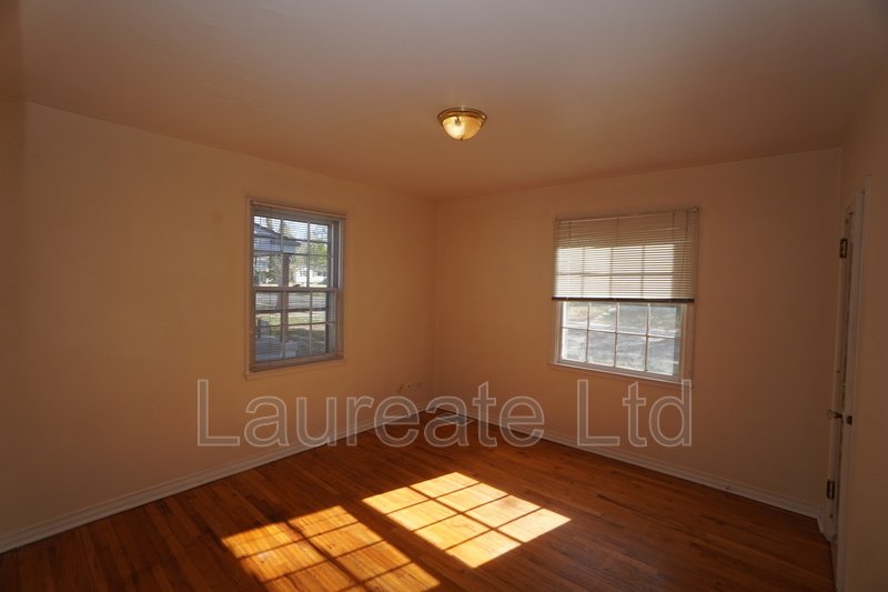 Charming 3 Bedroom 2 bath with full Apt Suite in the heart of DU!! property image