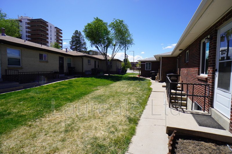 Newly renovated 2 bedroom in University Hills/East Denver!! property image