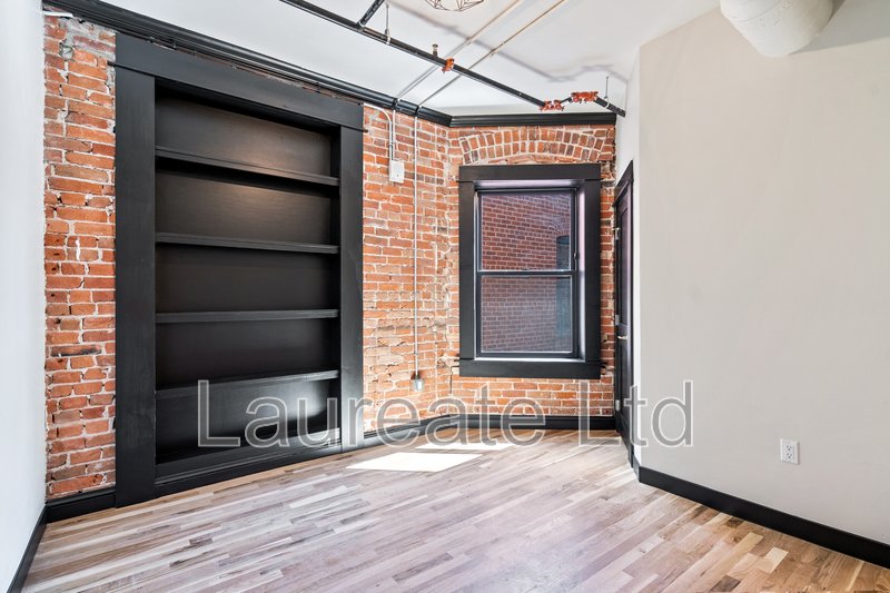 HISTORIC ALTA COURT LOFTS- WALK TO EVERYTHING! property image