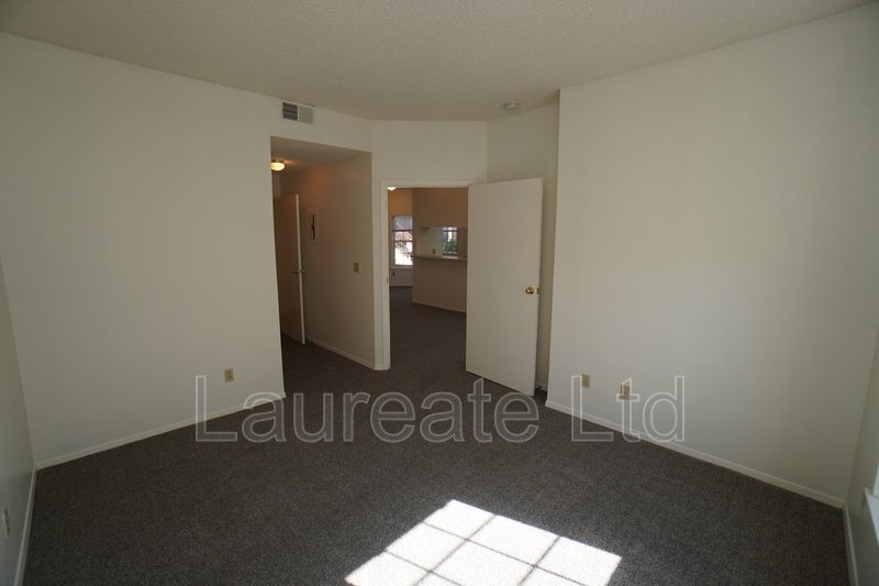 Spacious 1 bedroom Condo with serene lake views in SW Denver! property image