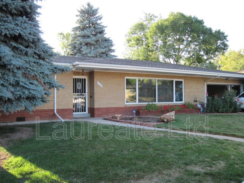 Sprawling 2 Bed 2 Bath Ranch in Mayfair Neighborhood!! property image