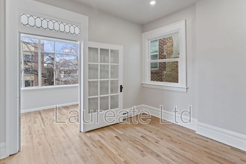 Beautifully Remodeled 1 Bedroom Unit in the Heart of Cap Hill!!! property image
