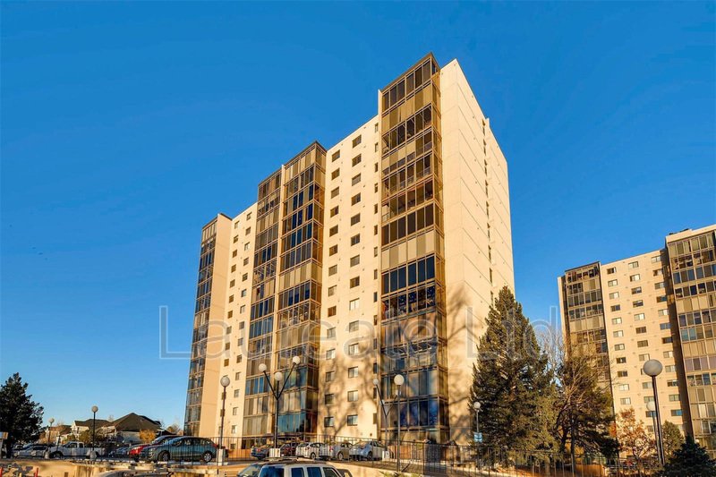 Stunning 2 Bed 2 Bath Highrise Condo with Mountain Views in SE Denver property image