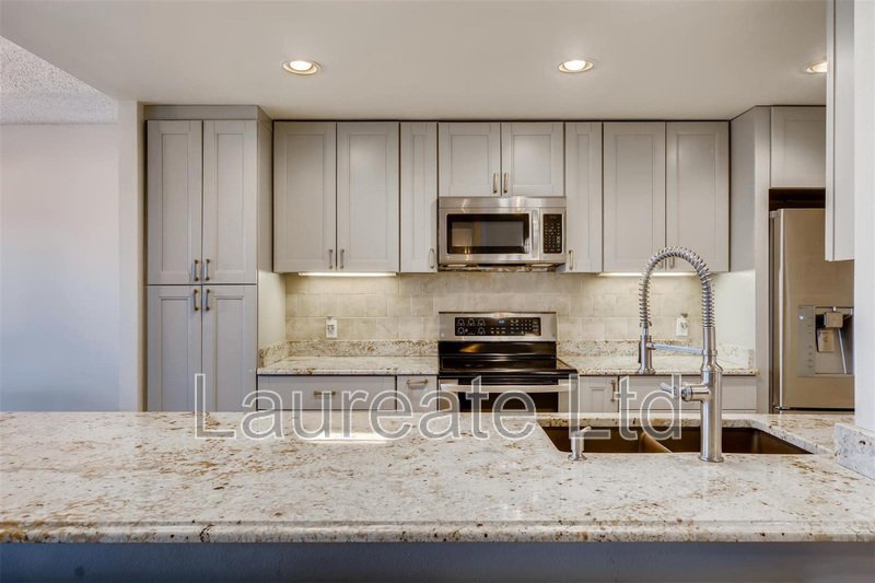 Stunning 2 Bed 2 Bath Highrise Condo with Mountain Views in SE Denver property image