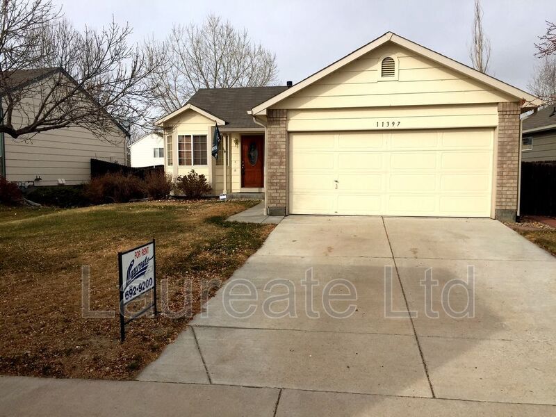 Large 3 Bedroom 2 bathroom in Henderson - MUST SEE! property image