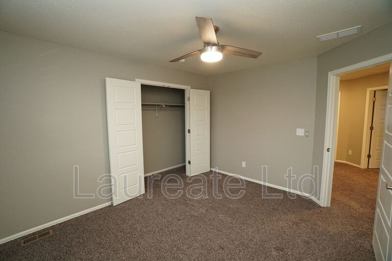 Beautiful 4BD 3BA 2-story home with open layout! property image