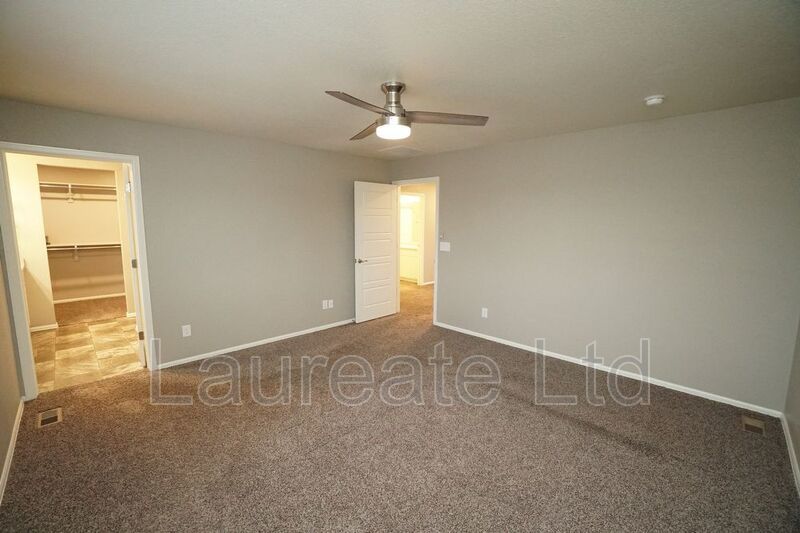 Beautiful 4BD 3BA 2-story home with open layout! property image