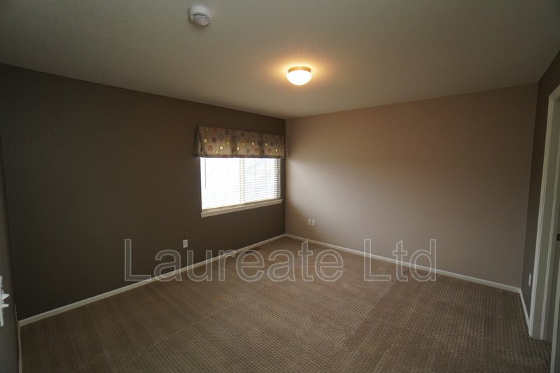 Newly Updated 2 Story Townhome in Centennial!! property image