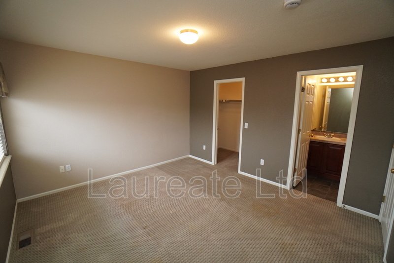 Newly Updated 2 Story Townhome in Centennial!! property image