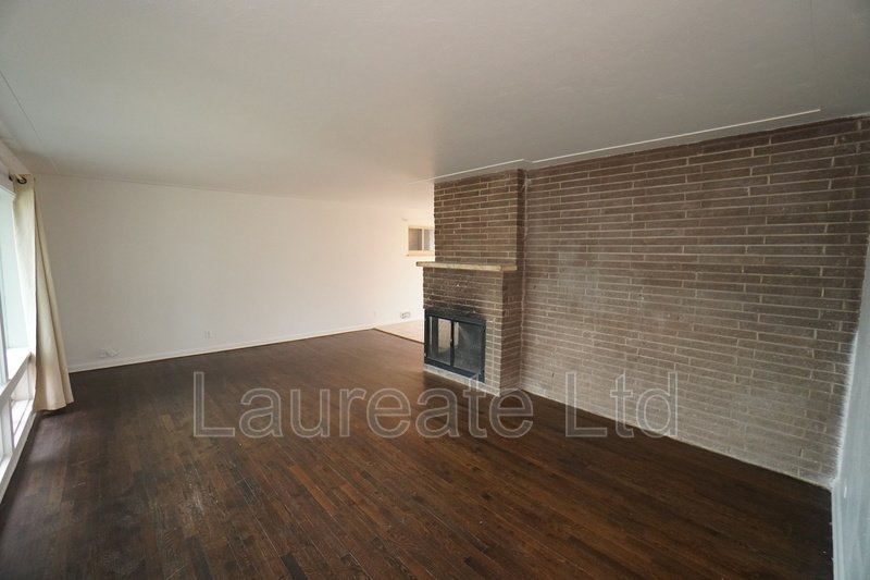 Spacious Ranch Home with Finished Basement in Aurora!! property image