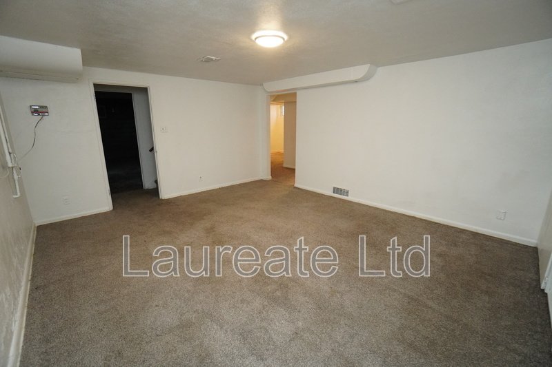 Spacious Ranch Home with Finished Basement in Aurora!! property image