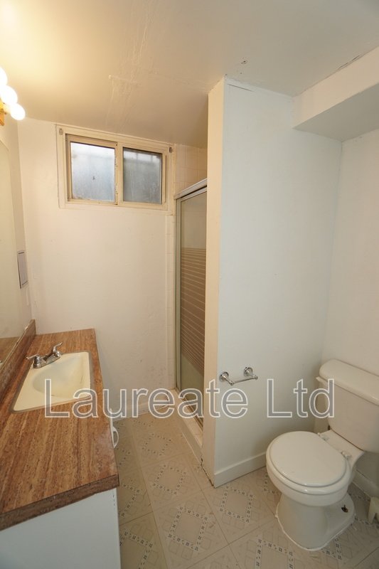 Spacious Ranch Home with Finished Basement in Aurora!! property image