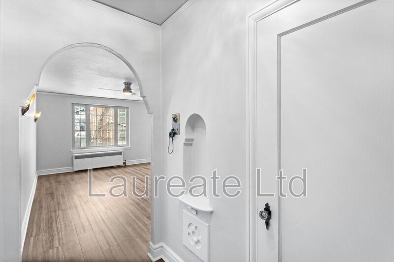 Newly remodeled bright 1bd in the Heart of Capitol Hill! property image