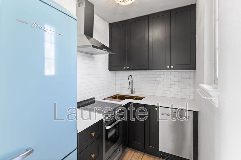 Newly remodeled bright 1bd in the Heart of Capitol Hill! property image
