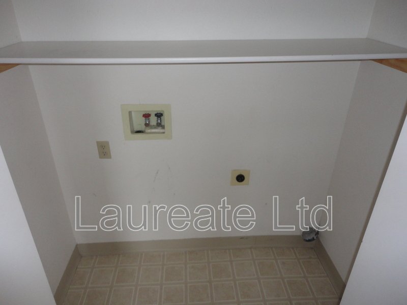 Bright and Open 2nd Floor Condo in SW Denver on Marston lake!! property image
