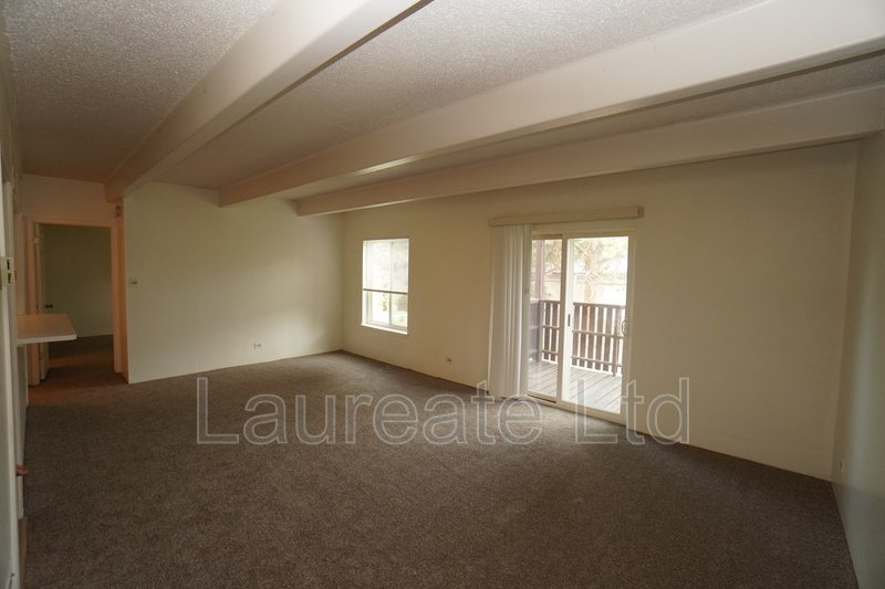 Spacious 1 bedroom 1 bathroom condo in SE Denver!! property image