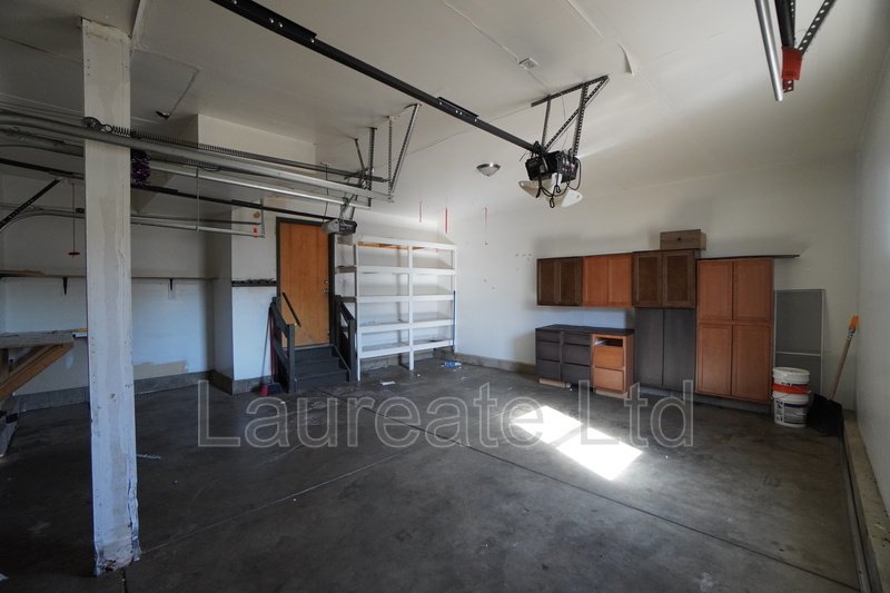 Spacious 6 Bedroom 3.5 bath 2 Story home with finished basement in Montbello!!! property image