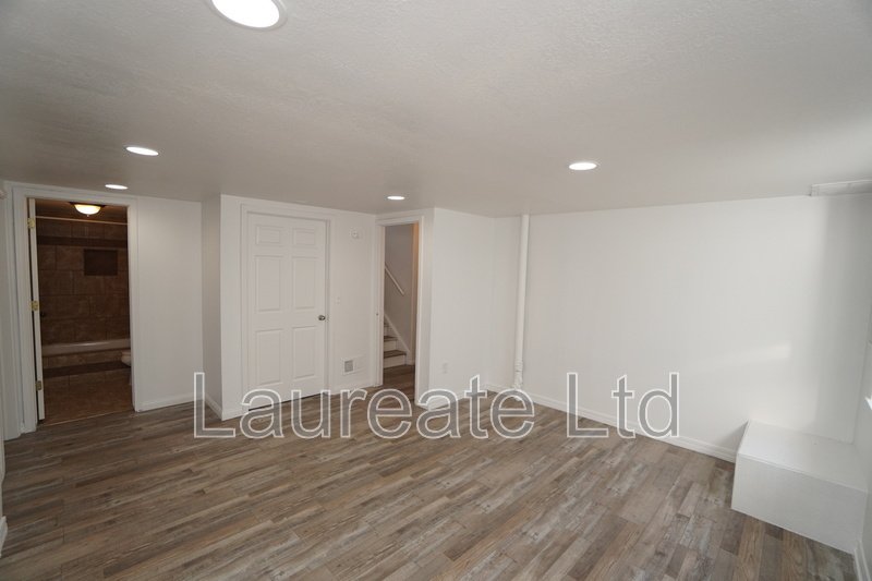 Spacious 6 Bedroom 3.5 bath 2 Story home with finished basement in Montbello!!! property image