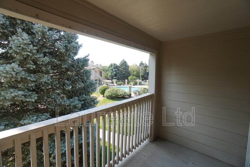 Private and Spacious 2 bed 2 Bath condo in SE Denver! property image