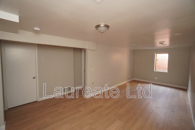 Spacious 4 Bedroom 3 Bathroom with Finished Basement in Aurora! property image