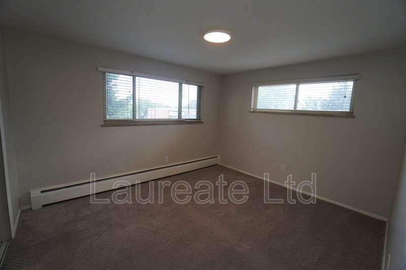 Bright and Open 2 bedroom Upper Unit in Lakewood!! property image