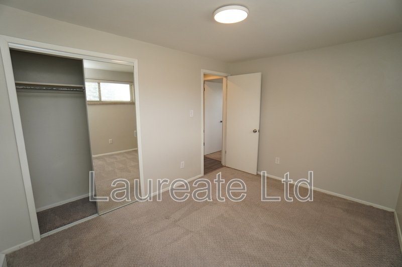 Bright and Open 2 bedroom Upper Unit in Lakewood!! property image