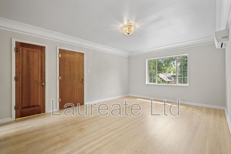Meticulously renovated 2bd 2Ba units in Historic La Rue building in Heart of Congress Park!!! property image