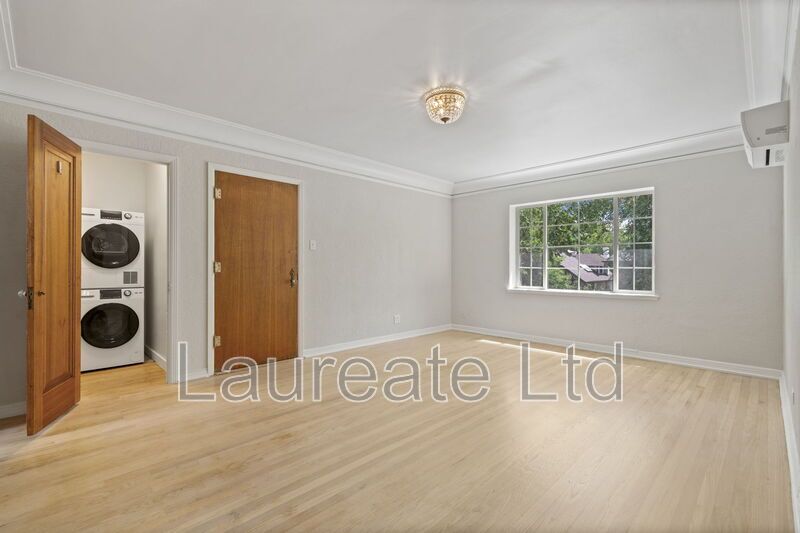 Meticulously renovated 2bd 2Ba units in Historic La Rue building in Heart of Congress Park!!! property image