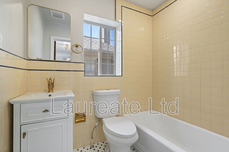 Meticulously renovated 2bd 2Ba units in Historic La Rue building in Heart of Congress Park!!! property image