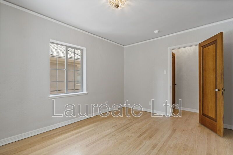 Meticulously renovated 2bd 2Ba units in Historic La Rue building in Heart of Congress Park!!! property image