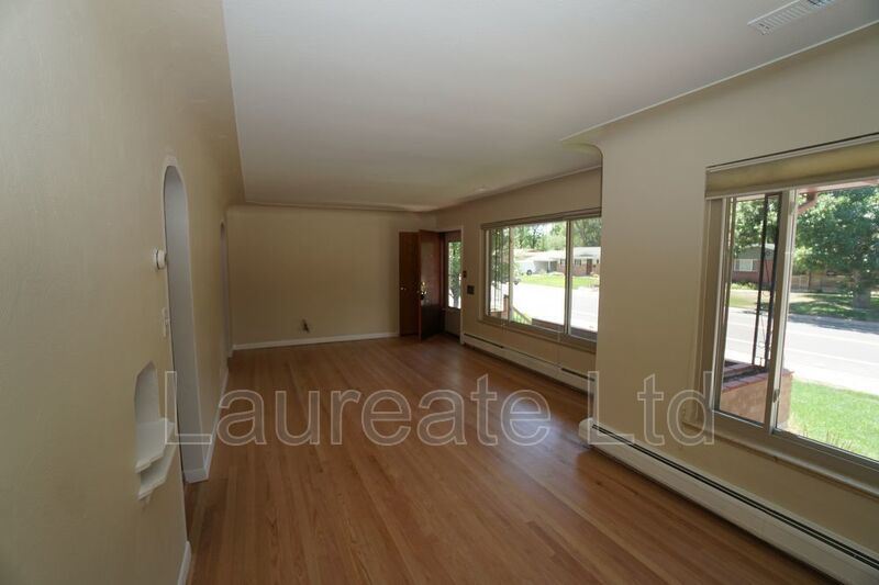 Charming 4 Bedroom Ranch minutes to Downtown Littleton property image