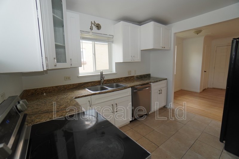 6 Bedroom Home in North Park Hill - Must See!! property image