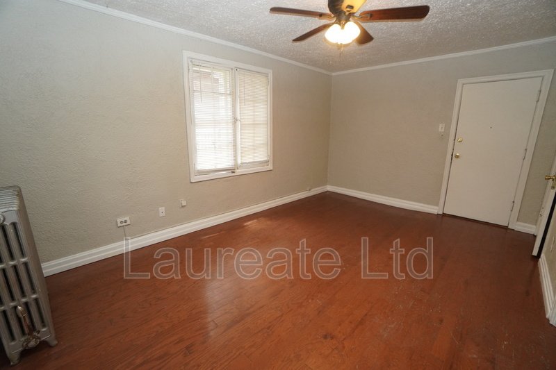 Bright and Spacious 1Bd Corner unit in the Heart of Capitol Hill!!! property image