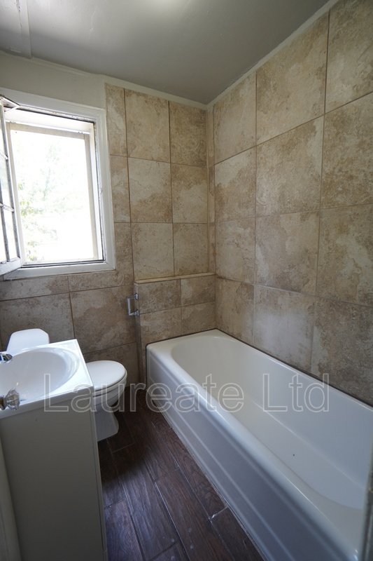 Bright and Spacious 1Bd Corner unit in the Heart of Capitol Hill!!! property image
