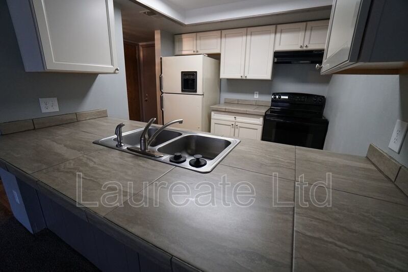 Cozy 2 Bedroom condo in Littleton! Must See! property image