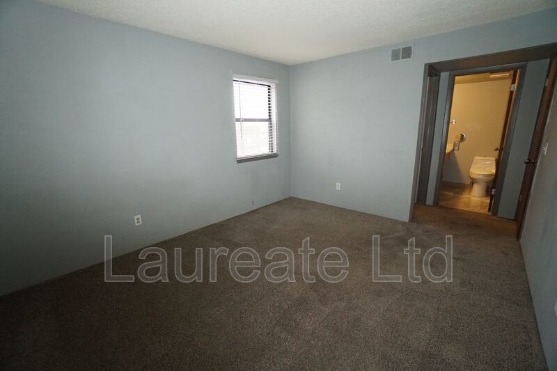 Cozy 2 Bedroom condo in Littleton! Must See! property image