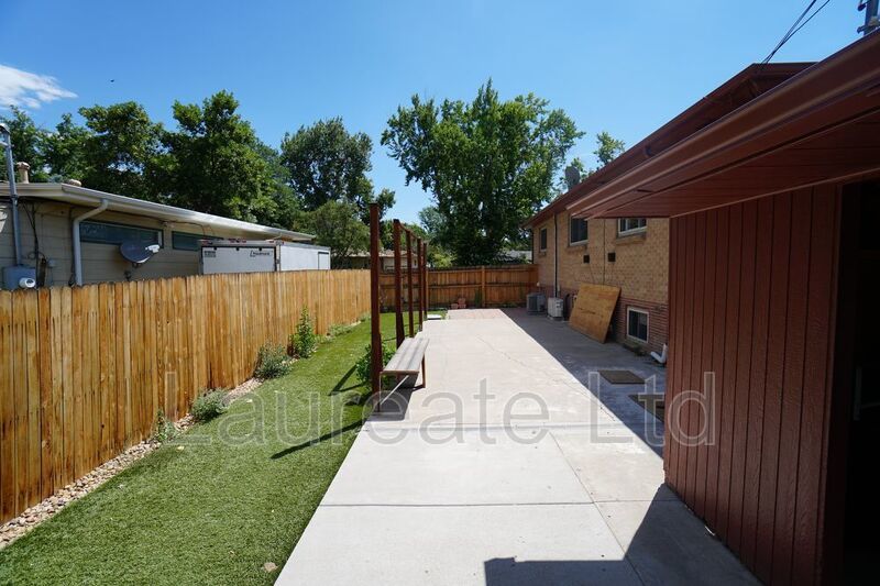 Charming 4 Bedroom Ranch minutes to Downtown Littleton property image