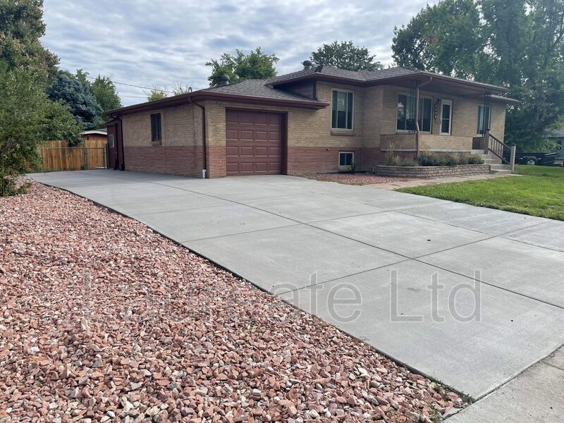 Charming 4 Bedroom Ranch minutes to Downtown Littleton property image