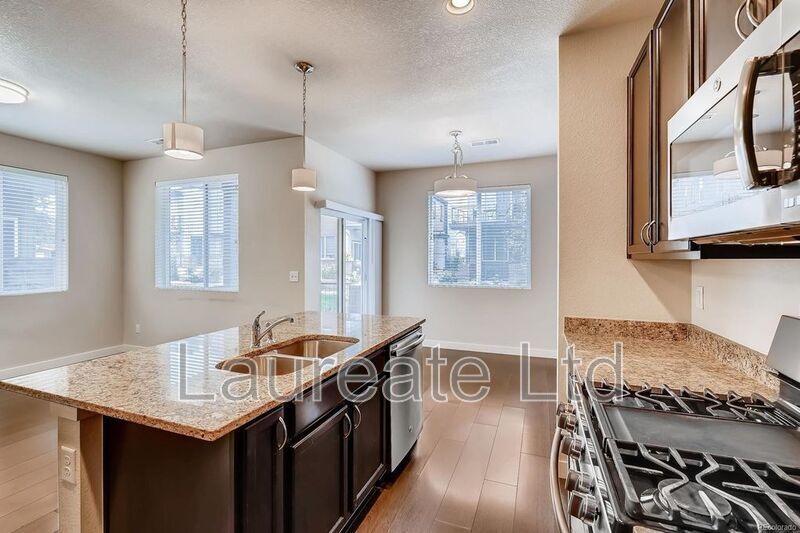 Stunning and Spacious 3bd Townhome in Midtown Denver!! property image
