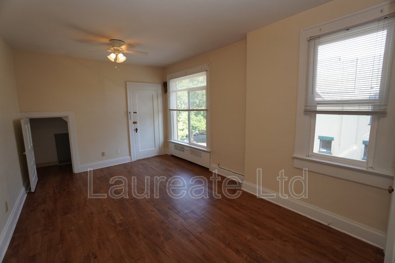 Bright and beautiful 1 bedroom Minutes to City Park! property image