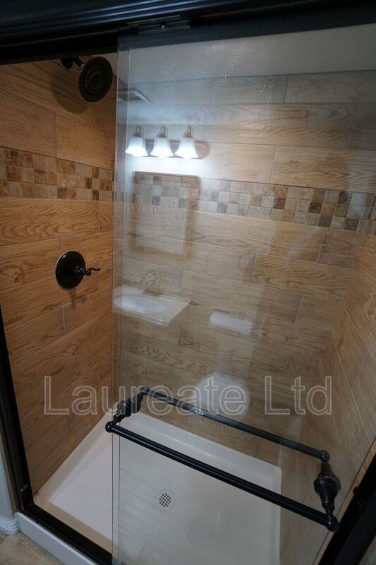 Stunning 5 Bedroom 3.5 Bathroom in Southlawn Reunion! property image
