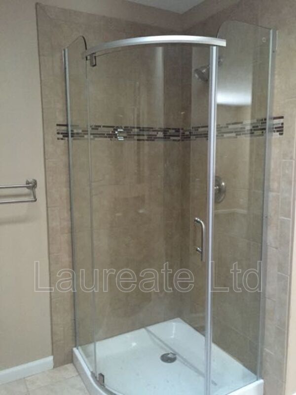 Immaculate 4+ bedroom 3 bathroom tri-level home. property image