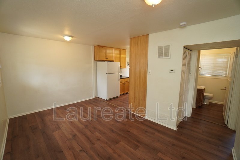 Quaint 2 bedroom Duplex in Golden!! property image
