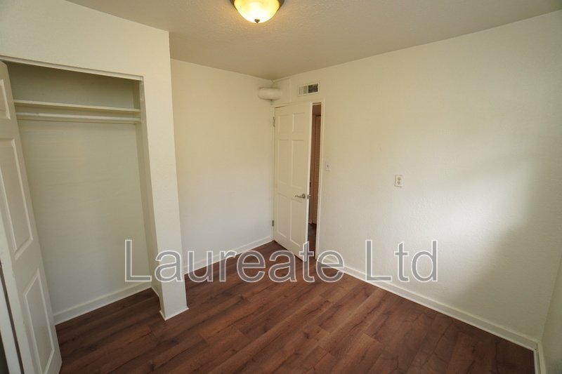 Quaint 2 bedroom Duplex in Golden!! property image